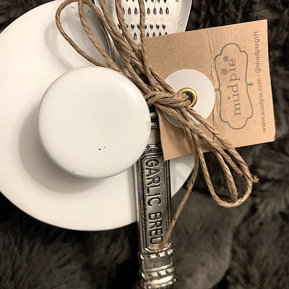 Garlic Container and Mincing Spoon